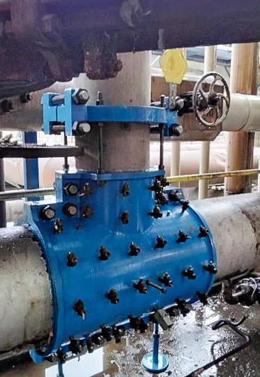 Boîte Injectée Sur Mesure Canalisation D'eau De Refrigeration Raffinerie
